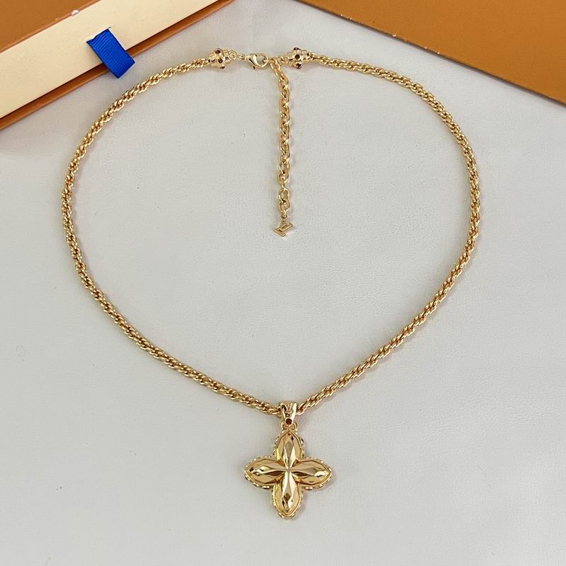 LV Necklace 04yxs52 (15)
