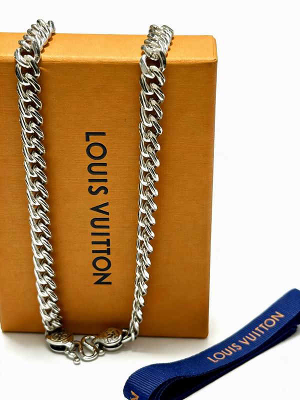 LV Necklace 04yxs56 (3)