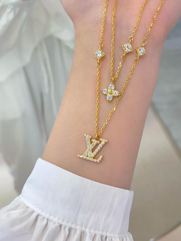 LV Necklace 04yxs59 (8)