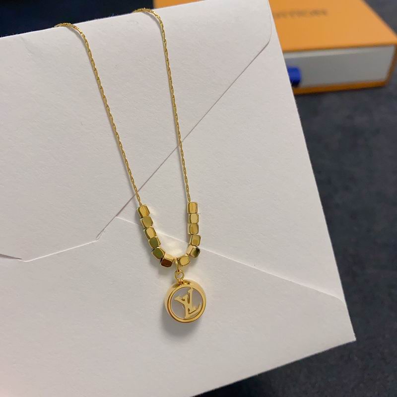 LV Necklace 04yxs64 (3)
