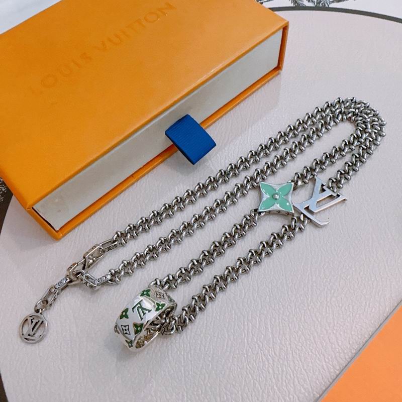 LV Necklace 04yxs68 (6)