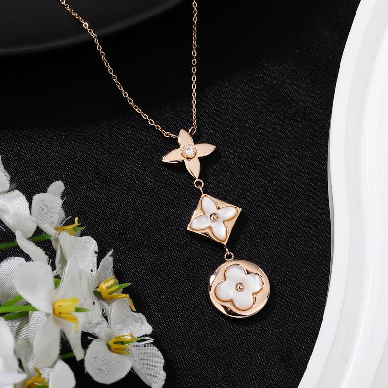 LV Necklace 04yxs90 (5)