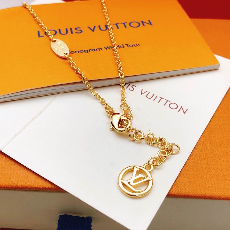 LV Necklace 05yxs01 (2)