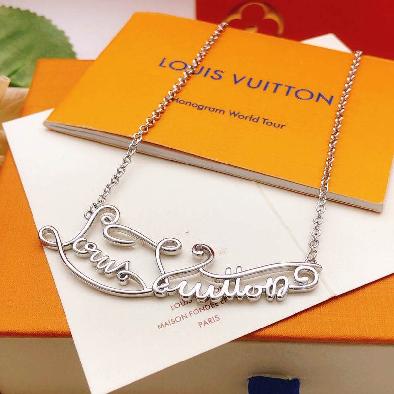 LV Necklace 05yxs01 (8)
