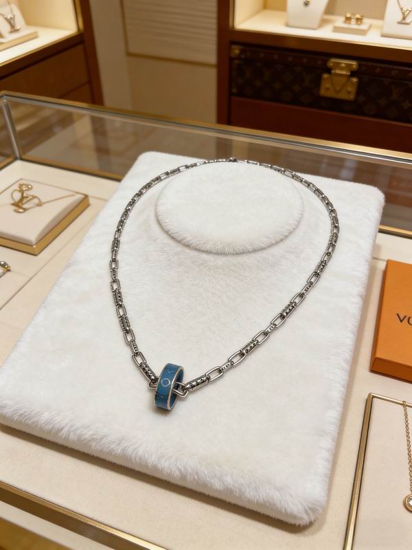 LV Necklace 05yxs02 (6)