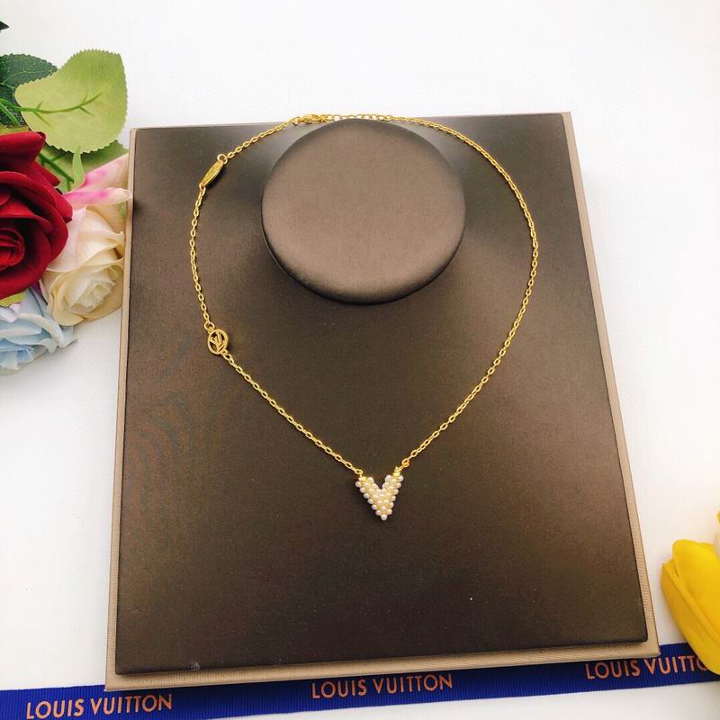 LV Necklace 05yxs20 (2)