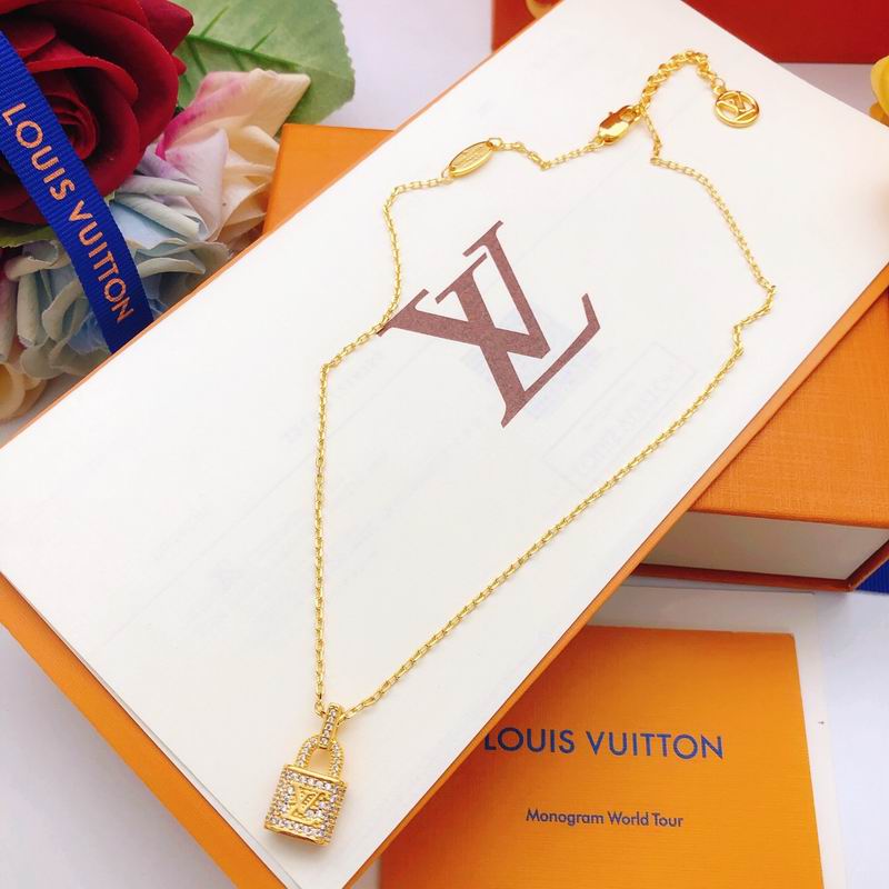 LV Necklace 05yxs25 (4)