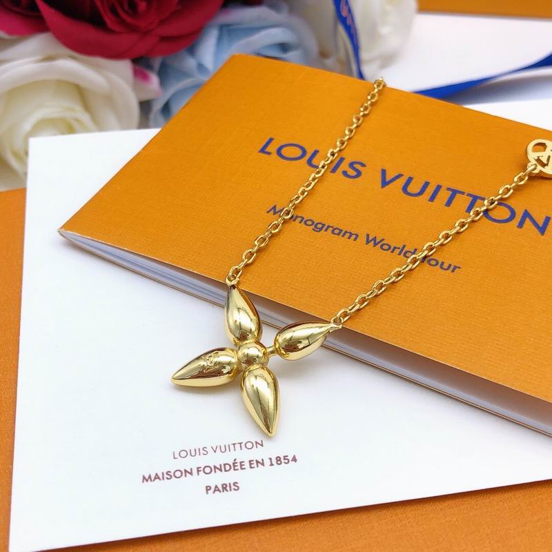 LV Necklace 05yxs26 (1)