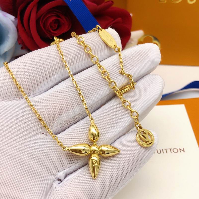 LV Necklace 05yxs26 (4)