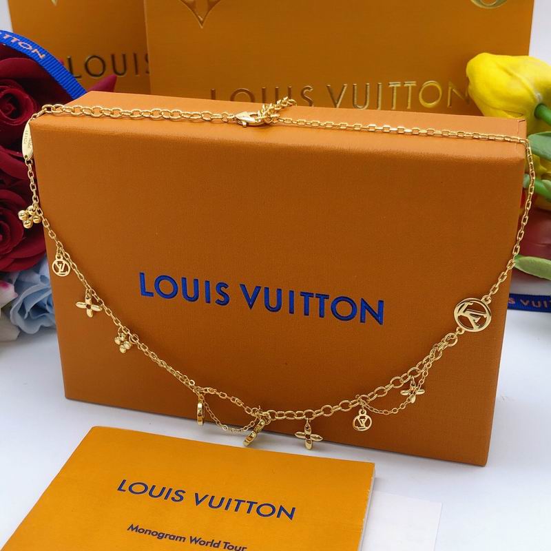 LV Necklace 05yxs27 (5)