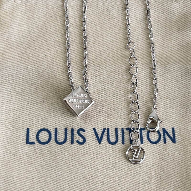 LV Necklace 05yxs28 (13)
