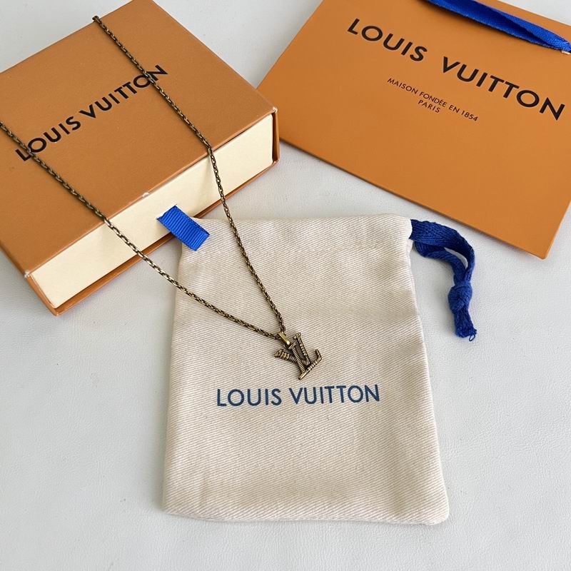 LV Necklace 05yxs29 (9)