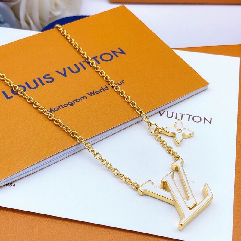 LV Necklace 05yxs36 (19)