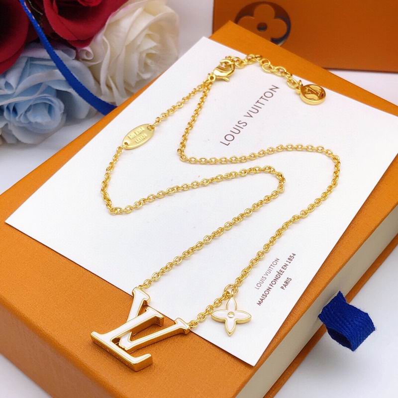 LV Necklace 05yxs36 (22)