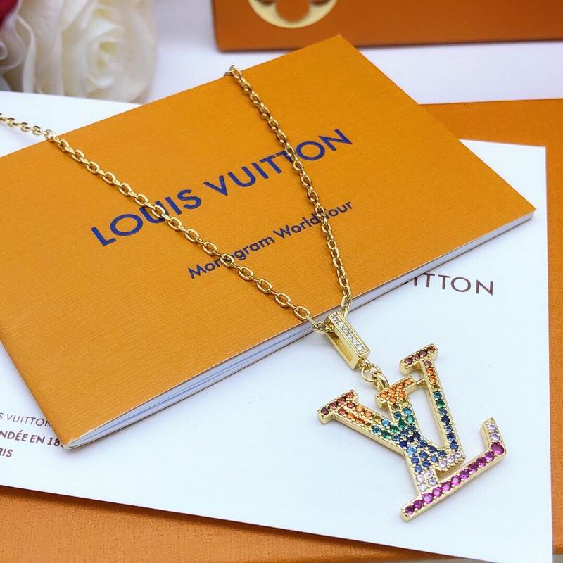 LV Necklace 05yxs38 (3)