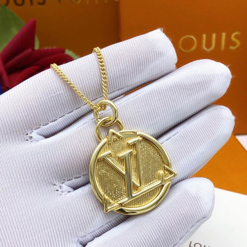 LV Necklace 05yxs39 (4)