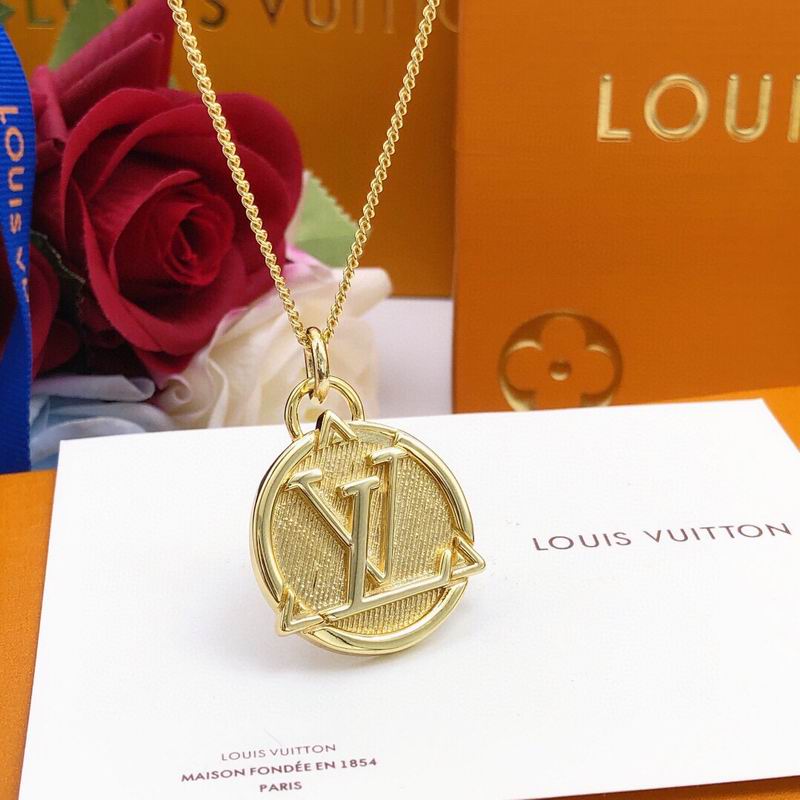 LV Necklace 05yxs39 (7)