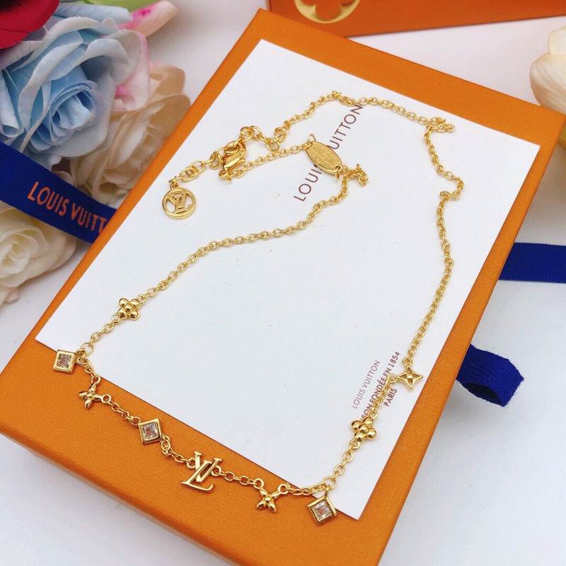 LV Necklace 05yxs58 (2)