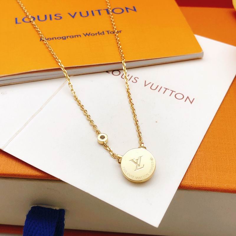 LV Necklace 05yxs61 (3)