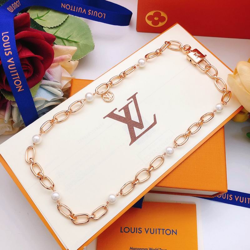 LV Necklace 05yxs63 (12)