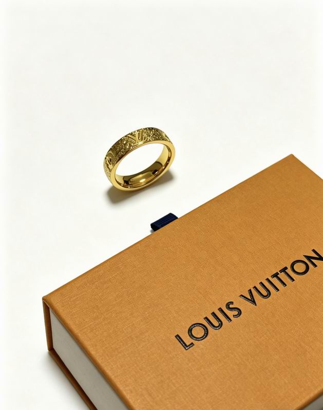 LV Ring 04yxs77 (3)