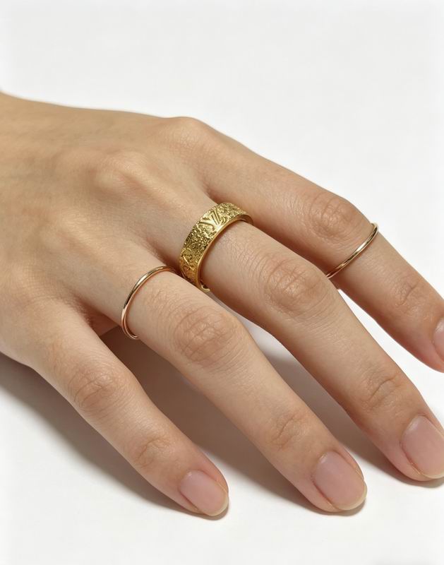 LV Ring 04yxs77 (9)