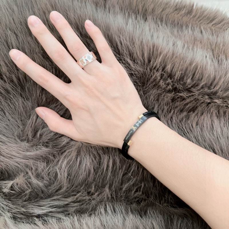 LV Ring 05yxs01 (26)