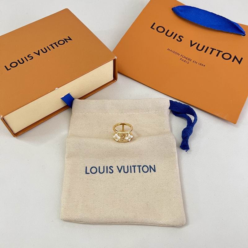 LV Ring 05yxs10 (1)