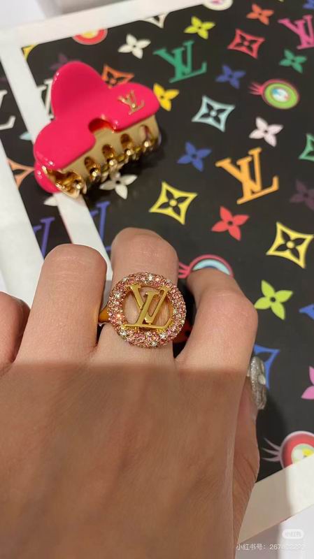LV Ring 05yxs12 (3)