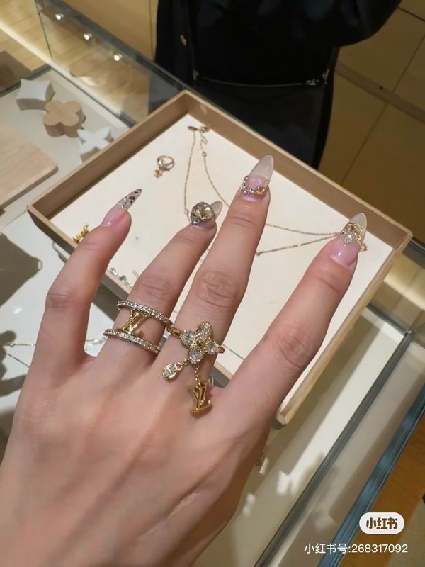 LV Ring 05yxs14 (6)