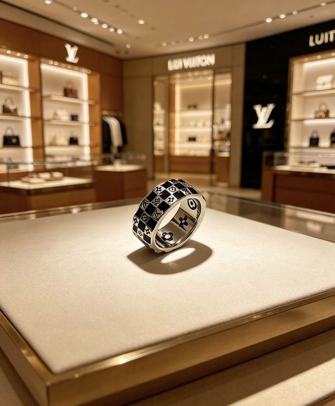 LV Ring 05yxs16 (18)
