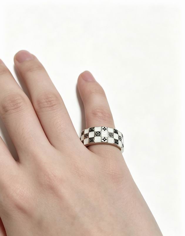 LV Ring 05yxs16 (26)