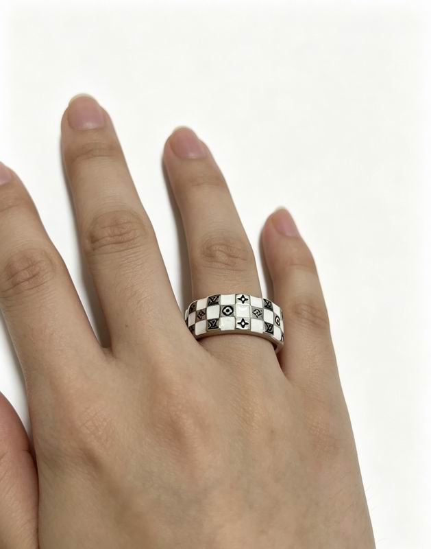 LV Ring 05yxs16 (27)