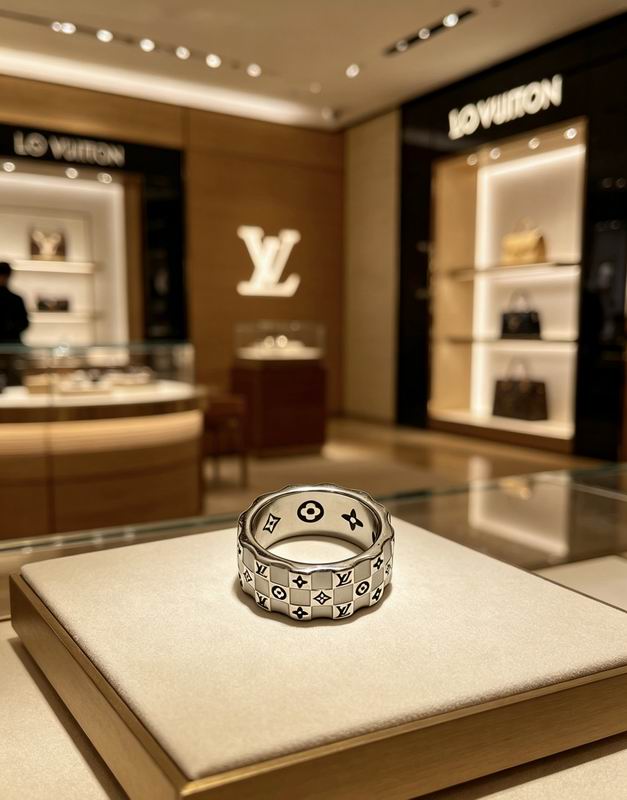 LV Ring 05yxs16 (29)