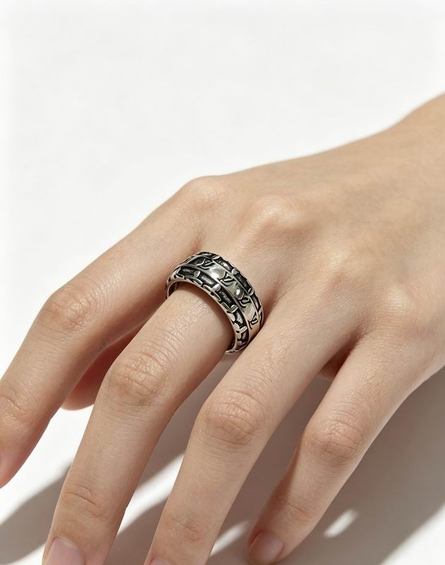 LV Ring 05yxs17 (5)