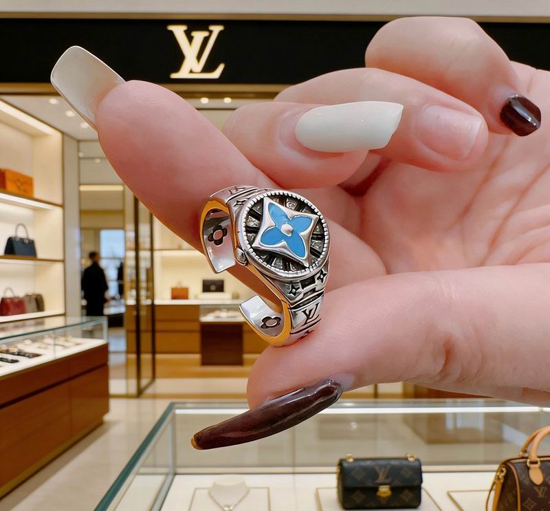 LV Ring 05yxs18 (2)