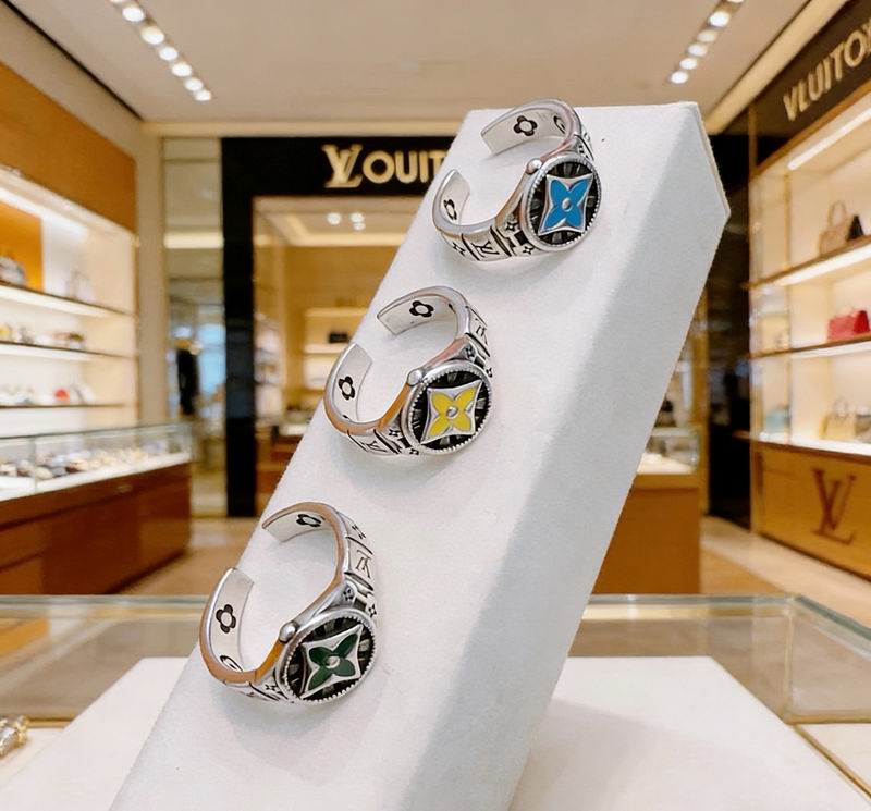 LV Ring 05yxs18 (9)