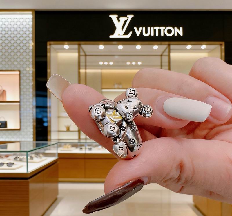 LV Ring 05yxs19 (2)