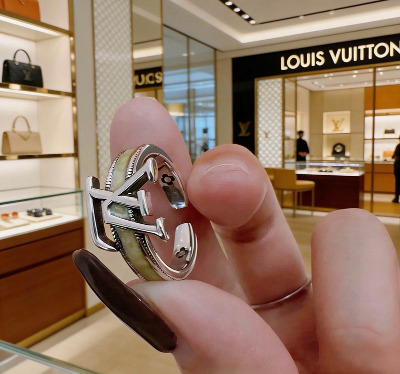 LV Ring 05yxs20 (17)