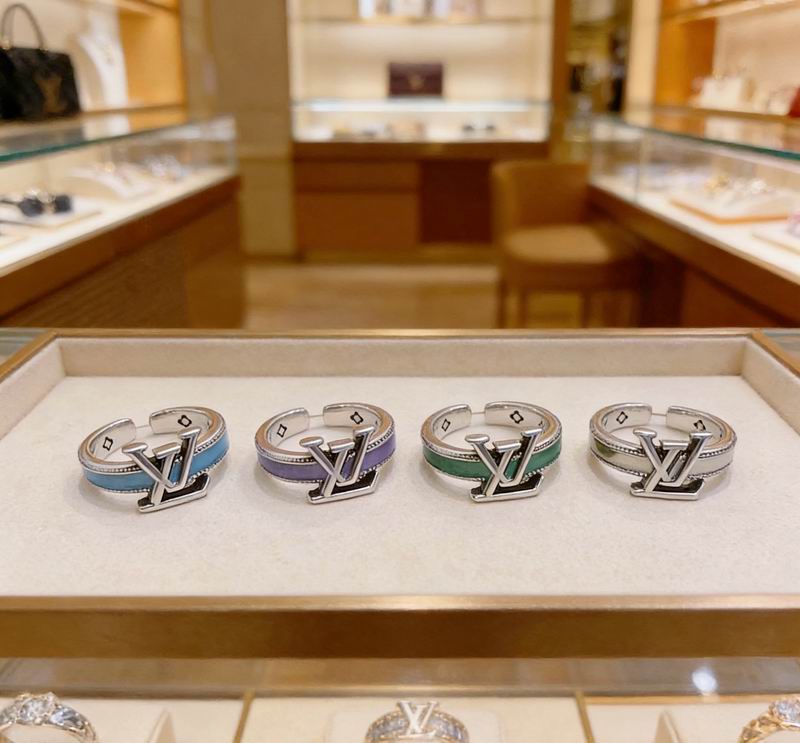 LV Ring 05yxs20 (3)