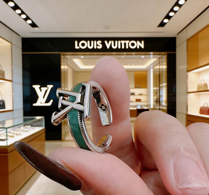 LV Ring 05yxs20 (9)