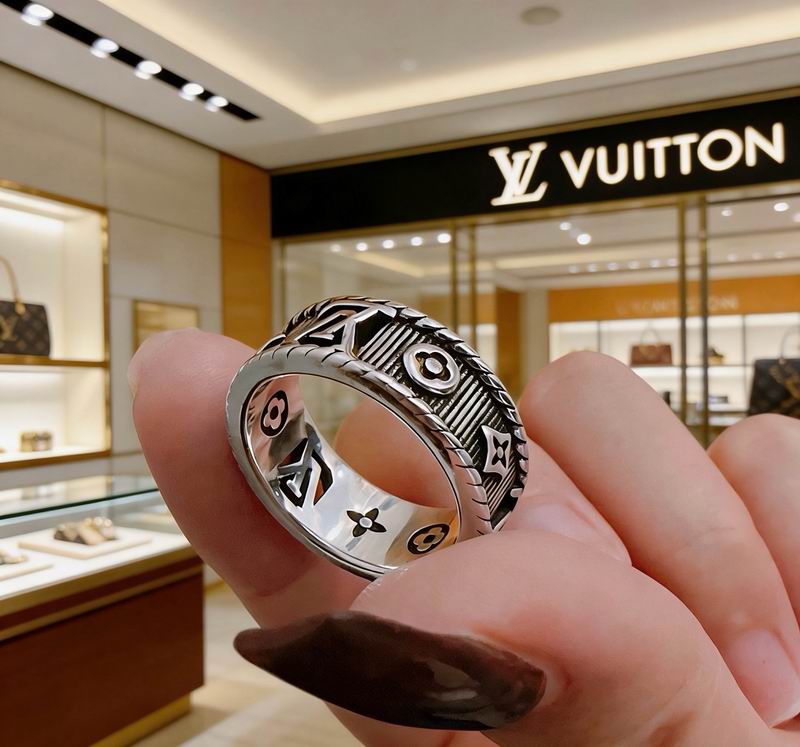 LV Ring 05yxs21 (3)
