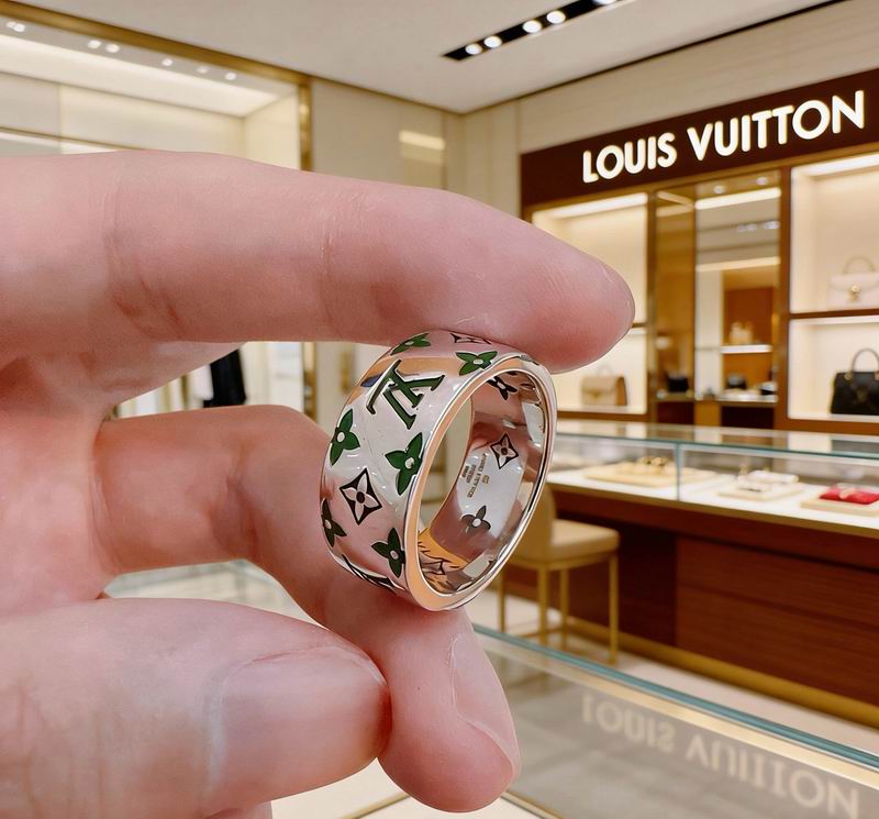 LV Ring 05yxs22 (5)