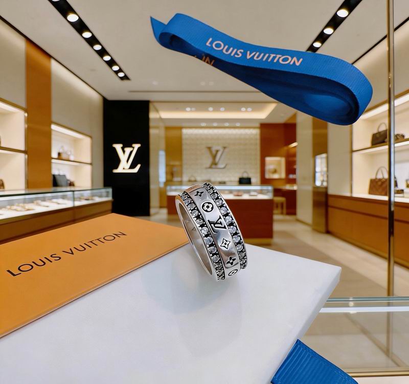 LV Ring 05yxs24 (2)
