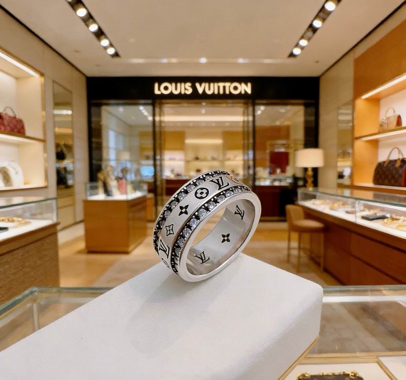 LV Ring 05yxs24 (8)