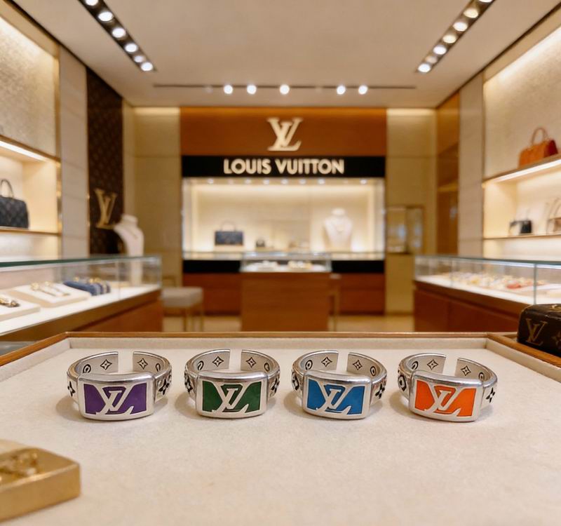 LV Ring 05yxs26 (1)