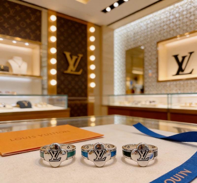 LV Ring 05yxs28 (2)