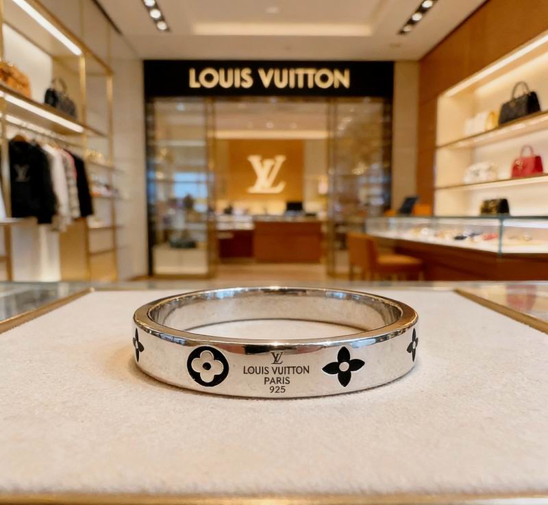 LV Ring 05yxs31 (5)