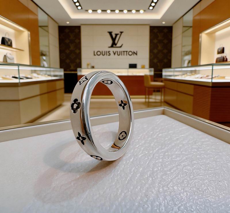 LV Ring 05yxs31 (8)