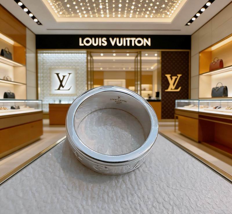 LV Ring 05yxs32 (5)